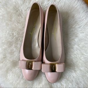 Salvatore Ferragamo Flats Boutique Vara Bow Pink 6.5